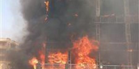 النيران التهمت 10 محال والخسائر بالملايين.. تفاصيل معاينة حريق مول العبور