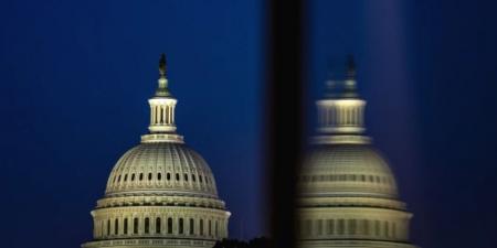 «فوضى وشلل اقتصادي يضرب أمريكا».. ما سبب استمرار الإغلاق الحكومي حتى الآن؟