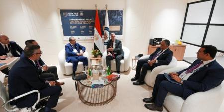 شراكات عالمية جديدة في ختام مشاركة وزير البترول بـ«أديبك 2025»