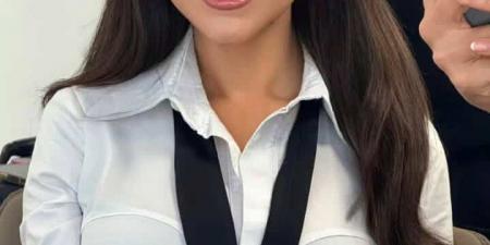 عمل فني أم شيء آخر؟.. مي عمر تحمس الجمهور لحدث قريبا: في انتظار شيء كبير