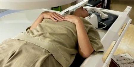 منى عراقي تكشف أعراض مرضها المناعي.. وتوجه رسالة لنفسها: أنا آسفة