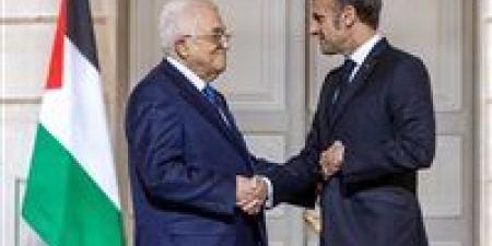 ماكرون وعباس يعلنان تشكيل لجنة لصياغة دستور فلسطين وتعزيز الإصلاحات الداخلية