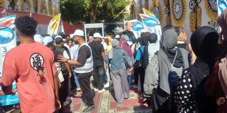 طوابير نسائية أمام لجنة المعهد الديني بقنا في ثاني أيام التصويت