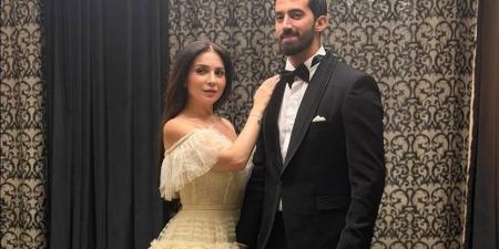 تستاهلي كل الحب والسعادة.. نجوم الفن يهنئون مي عز الدين بزواجها