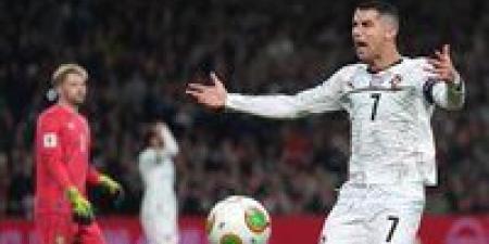 كارت أحمر.. لحظة جنون رونالدو تهز البرتغال في تصفيات كأس العالم أمام أيرلندا