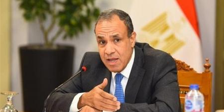 وزير الخارجية ونظيره الباكستاني يبحثان سبل دفع وتعزيز العلاقات الثنائية بين البلدين