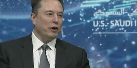 إيلون ماسك: العمل والمال لن يكونا مهمين للبشر خلال 20 عاماً