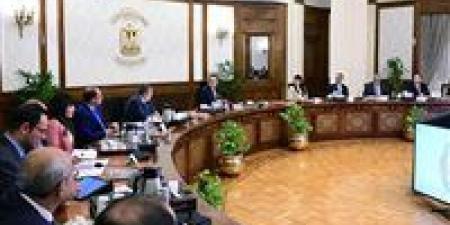 رئيس الوزراء يترأس اجتماع المجموعة الوزارية الاقتصادية لمتابعة برنامج الإصلاح وتحسن مؤشرات الأداء المالي