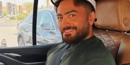 تفاصيل مرض نجم الجيل تامر حسني (فيديو)