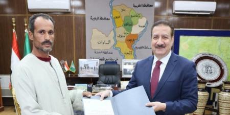 محافظ المنوفية يسلم 11 عقدًا جديدًا لتقنين أراضي أملاك الدولة لمستوفي الاشتراطات