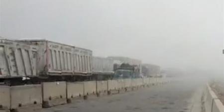 إعادة فتح الطريق الإقليمي بالخطاطبة بعد تحسن الرؤية وزوال الشبورة