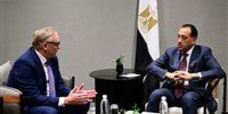 رئيس الوزراء يلتقي مسؤولي "أنجلو جولد أشانتي" في جوهانسبرج