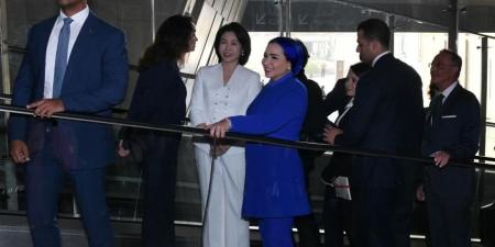 تفاصيل زيارة قرينة السيسي بصحبة حرم رئيس كوريا المتحف المصري الكبير.. صور