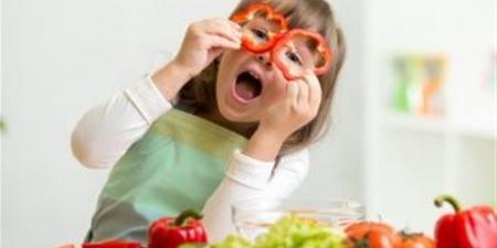 التغذية الصحية للأطفال: دليلك الشامل في 6 خطوات