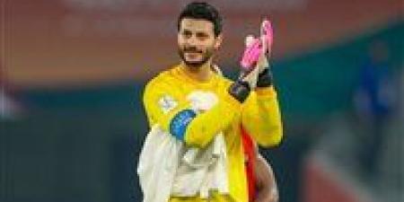 "ما تلعبش وأنت مصاب".. شوبير يكشف تفاصيل إصابة الشناوي فى مباراة شبيبة القبائل بدوري الأبطال