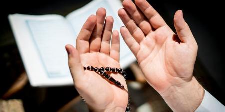 «اللهم إنى أعوذ بك من قلب لا يخشع».. دعاء الفجر اليوم الأحد 23 نوفمبر 2025