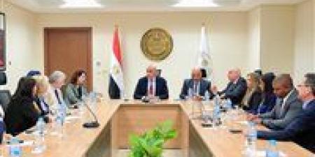 وزير التعليم يبحث مع ممثلي الأكاديميات الإيطالية إطلاق 89 مدرسة تكنولوجيا تطبيقية جديدة