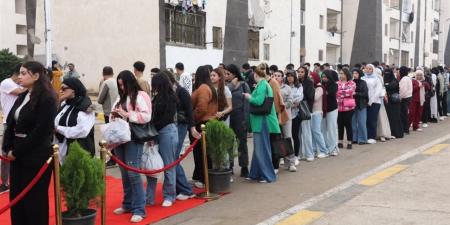 كاتب صحفي: الكثافة العددية على اللجان الانتخابية بالأقاليم دليل ارتفاع وعي المواطن