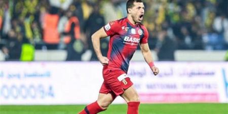 عقبة تهدد عودة طارق حامد إلى الزمالك خلال الميركاتو الشتوي