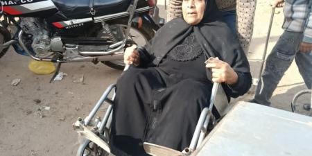 سيدة على كرسي متحرك تتصدر المشهد.. "التنسيقبة": استمرار توافد المواطنين للإدلاء بأصواتهم بلجان كفر الشيخ