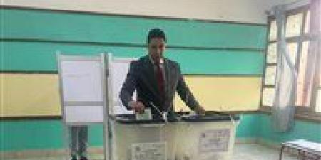 أمين تنظيم حزب الجيل الديمقراطي يدلي بصوته في المرحلة الثانية و يشيد باختفاء الدعاية حول اللجان بانتخابات النواب