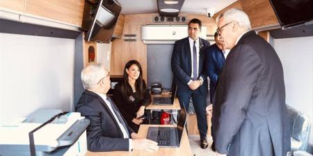 لتسهيل وصول المواطنين للخدمات بكفاءة.. النيابة تتسلم 17 مركزًا متنقلًا جديدًا