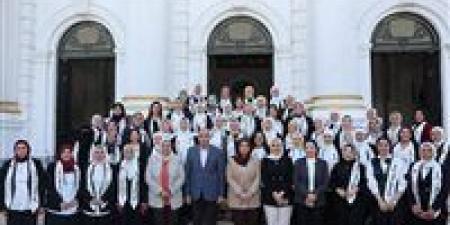 محافظ المنيا يهنئ الدفعة الرابعة من برنامج "المرأة تقود" خلال حفل ختام الدورة التدريبية