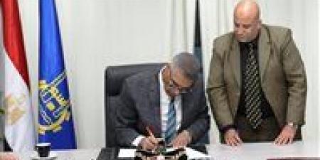 محافظ أسوان: 12 مليون لتوصيل شبكات المياه والكهرباء لـ84 منزل بقرية وادى العرب بنصر النوبة