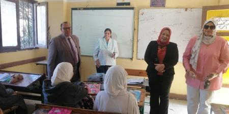 وكيل مديرية تعليم القاهرة تتابع سير العملية التعليمية والاستعدادات لامتحانات شهر نوفمبر