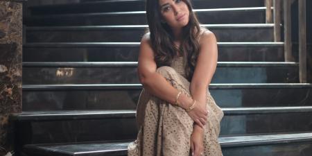 أيتن عامر تنتهى من مشاهدها بمسلسل "كلهم بيحبوا مودي" داخل مصر