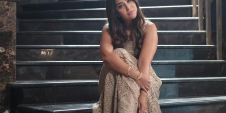 أيتن عامر تنتهي من مشاهدها بمسلسل "كلهم بيحبوا مودي" داخل مصر