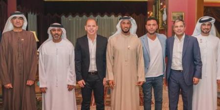 رسالة تقدير ومحبة.. تفاصيل زيارة رئيس مجلس الإعلام والسفير الإماراتي للفنان عادل إمام