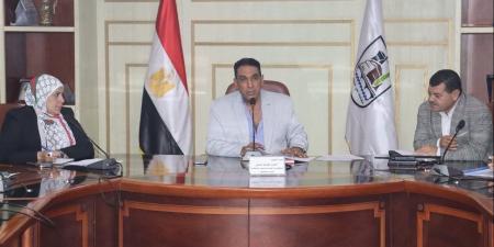 سكرتير عام مساعد بني سويف يجتمع باللجنة التنسيقية لمتابعة مُستجدات ملف التصالح