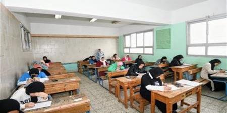 موعد امتحانات الفصل الدراسي الأول 2025/2026 للمدارس الحكومية والخاصة