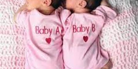 قرية التوائم في الإسماعيلية.. مجتمع صغير تحكمه “الازدواجية الجميلة” وتتشكل ملامحه بين الوراثة والعادات