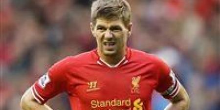 في مثل هذا اليوم منذ ربع قرن.. ستيفن جيرارد بن الـ 18 عاما يبدأ الظهور مع ليفربول والباقي تاريخ