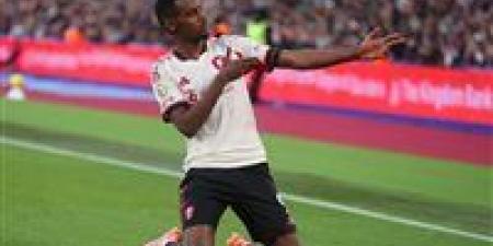 ليفربول يعود لطريق الانتصارات في غياب محمد صلاح بالفوز على وست هام يونايتد بثنائية نظيفة في الدوري الإنجليزي الممتاز