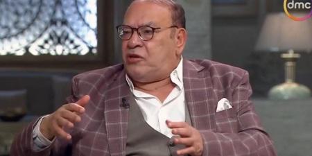 نزلة برد شديدة.. صلاح عبد الله يكشف أخر تطورات حالته الصحية| خاص