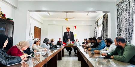 وكيل وزارة الشباب والرياضة يعقد اجتماعًا موسعًا مع مسئولي الإعلام