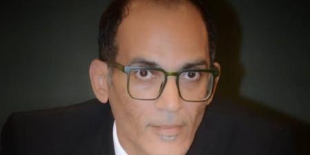 عمرو خان يناقش "وطن مصاب بمرض الفراق: السودان 1956_2024 " غدا