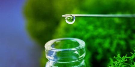 "محلول المعجزة المعدني".. علاج مذهل أم وهم سام يدمر أجسامنا؟