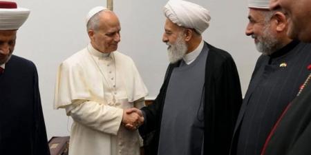 البابا لاون يختتم زيارته إلى لبنان باستقبال رفيع المستوى في السفارة البابوية