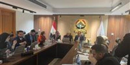 بمشاركة قيادات الحزب.. الغرفة المركزية للجبهة الوطنية تختتم متابعة أعمال اليوم الأول لانتخابات ال19 دائرة الملغاة