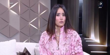 شخصيتي في ورد وشوكولاتة غلبانة.. أبرز تصريحات زينة في برنامج الصورة