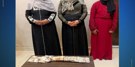 رجال الأمن يضبطون ثلاث سيدات بحوزتهم أموال وكروت دعائية لأحد المرشحين بسوهاج