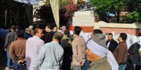 انتظام التصويت بدائرة الرمل.. والشباب يتصدرون المشهد منذ الساعات الأولى
