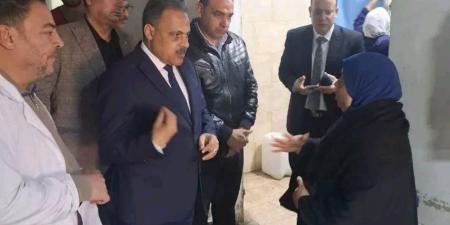 لعدم تواجده.. محافظ الشرقية يُحيل مدير مستشفى منيا القمح المركزي للتحقيق