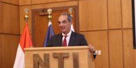 وزير الاتصالات: إلغاء «شهادة المخالفات» الورقية بالمرور.. وتوسّع مبادرات دعم العمل الحر