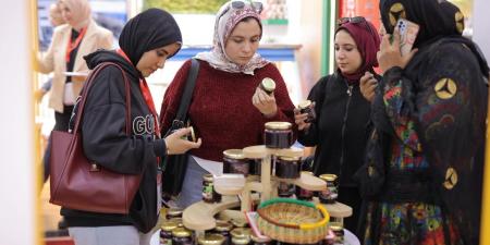 جامعة أسوان تشارك بمعرض "فوود أفريقيا" لتعزيز القطاع الزراعي