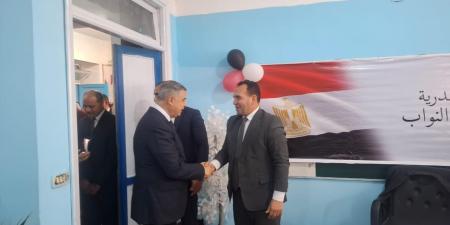 بالصور.. محافظ الإسكندرية يتفقد اللجان الانتخابية بدائرة المنتزه